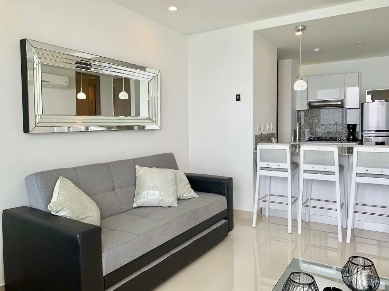 1 Bedroom Beach Front Luxury Apt Jacuzzi 32Fl Bocagrande Cartagena 0*,  Colombia